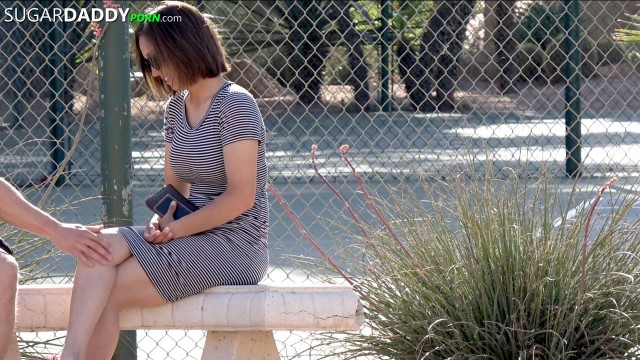 Rating: 7/10 Lindsey Alan Asked Me For A New Purse In Exchange...