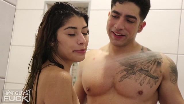 Vanessa Ortiz with Diego Cruz — Large Cock Diego Cruz Splits Open 18 YO Vanessa Ortiz (photo 10)
