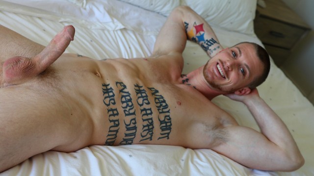 Joey Beckham's Too-Fast hot