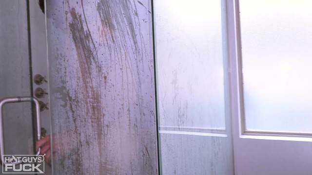 Leah Rodriguez with Jeremy Barker — Jeremy Barker & Leah Rodriguez Recap A Hard Pounding Plus A Steamy Shower (photo 6)