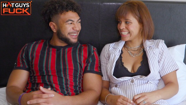 Emma Rose with Cayden Stuart — Bubble Butt STUD Cayden Stuart FUCKS Emma Rose (photo 2)