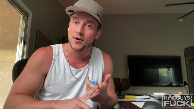  — One WILD Story: NEW Model Misses Two Flights, Ends Up Buying His Own Way (photo 18)