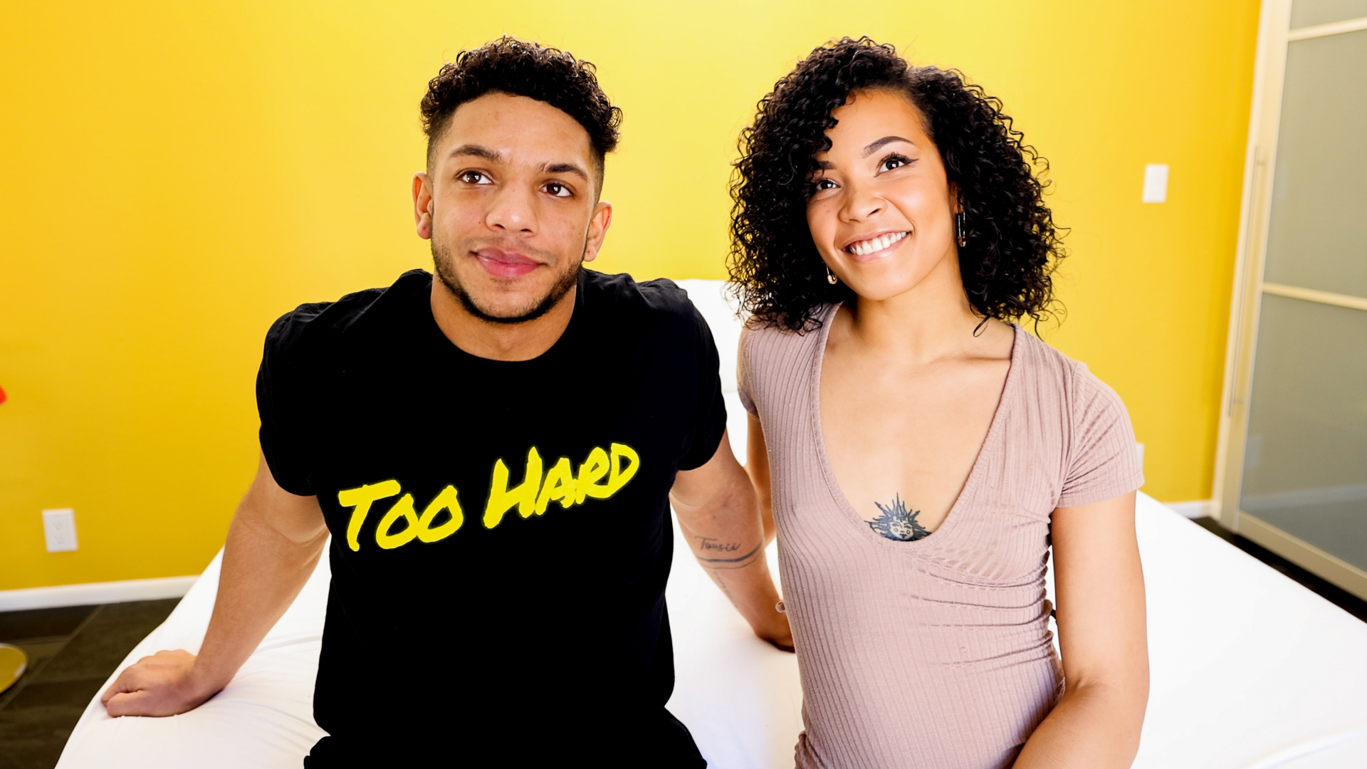 Muscle Man Arturo Torres Meets Up With Laylani Wyld