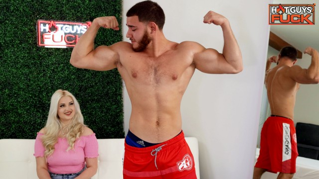 Danny Sosa with Lucy Alexander — NEW STUD ALERT - Danny Sosa Lays Down The Wood On Lucy Alexander (photo 2)