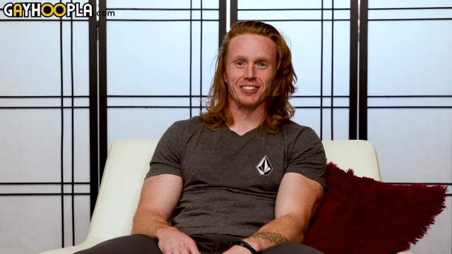 Redhead Hunk Ash Riley Has Some Wild Stories To Tell!