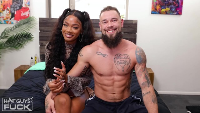 Brodie Graves with Brianna Moore — Brodie Graves & Brianna Moore Are Horny And Ready To FUCK (photo 2)