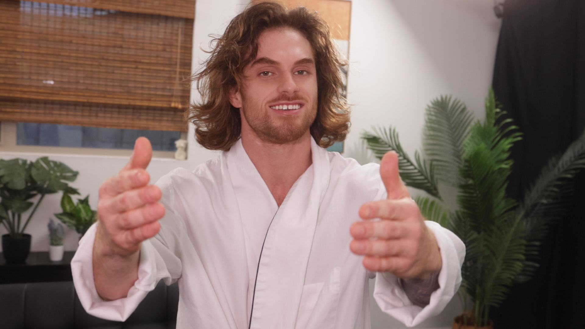 Dustin Hazel is Back and Class is in Session! Dustin Demonstrates how to FUCK with Violet Gains!