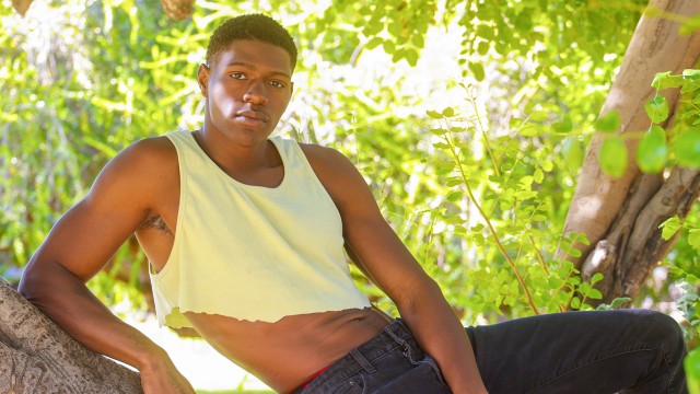 Tobi Snow And The Third Leg!