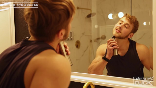 Brock Fisher — Brock Fisher bics the beard before his scene with Jasmine Wilde! (photo 2)