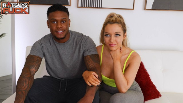 Calvin Beckham with Francesca Rossi — BETTER LIGHTING - Calvin Beckham Fucks PAWG Francesca Rossi! (photo 2)