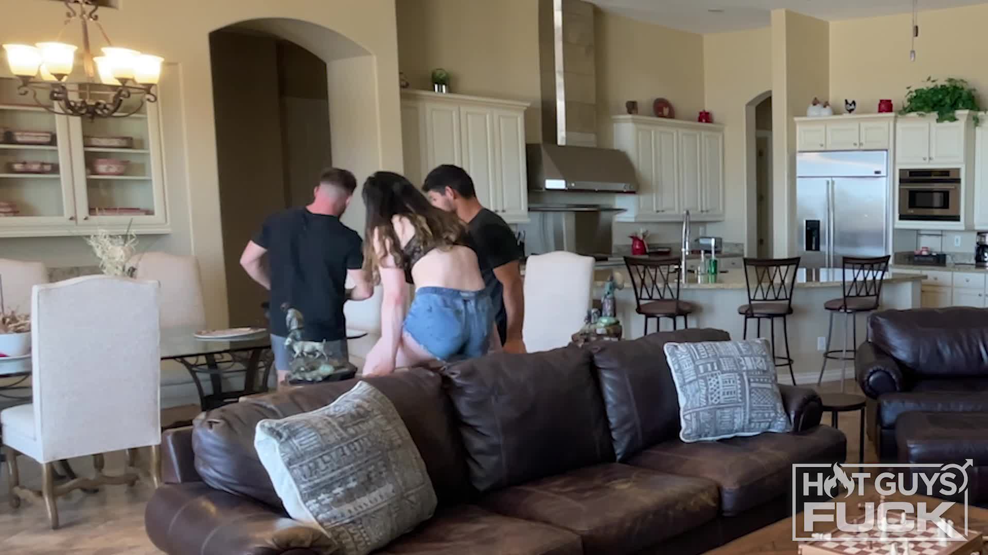 BEHIND THE SCENES: Jack Phoenix & Emma Barnes!