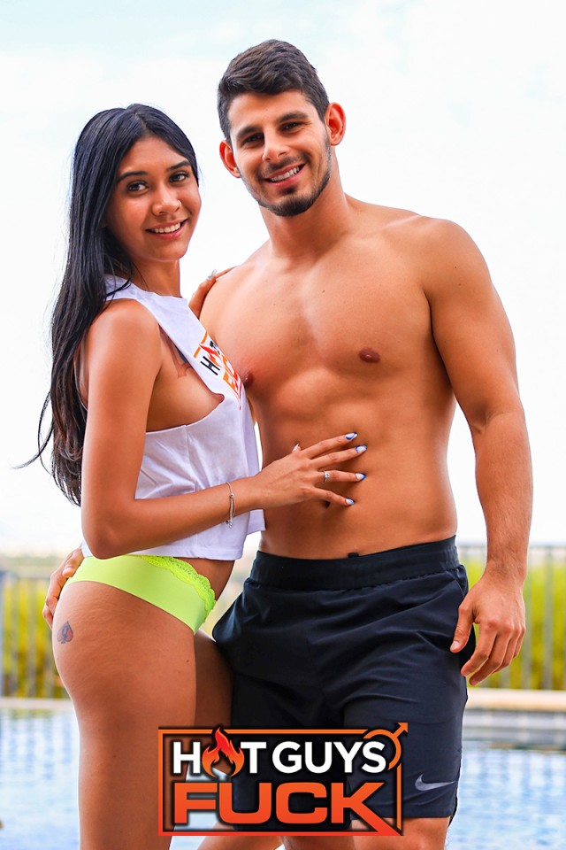 Jack Phoenix with Reina Heart — Jack Phoenix With The Big Dick Blows Reina Hearts Mind (photo 15)
