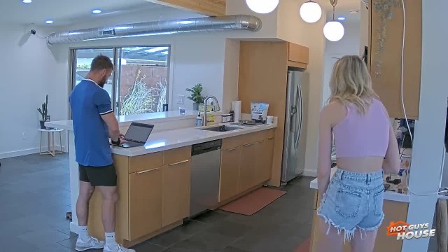 mike-sophia-cam-12-165010